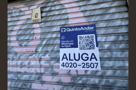 Fachada de casa para alugar com 1 quarto, 50m² em Jardim Julio, Barueri