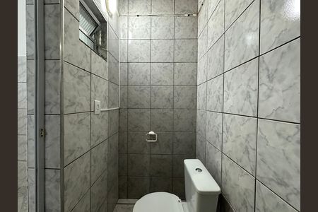 Casa para alugar com 50m², 1 quarto e sem vaga Casa para alugar com 50m², 1 quarto e sem vagaBanheiro