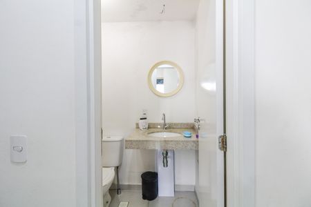 Apartamento para alugar com 58m², 2 quartos e sem vaga Apartamento para alugar com 58m², 2 quartos e sem vagaBanheiro Social