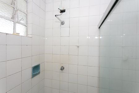 Banheiro de apartamento para alugar com 1 quarto, 74m² em Penha de França, São Paulo