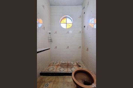 Casa para alugar com 120m², 3 quartos e 1 vaga Casa para alugar com 120m², 3 quartos e 1 vagaBanheiro