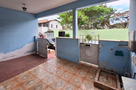 Casa para alugar com 120m², 3 quartos e 1 vaga Casa para alugar com 120m², 3 quartos e 1 vagaSala