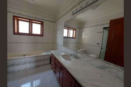 Casa para alugar com 426m², 5 quartos e 4 vagas Casa para alugar com 426m², 5 quartos e 4 vagasBanheiro