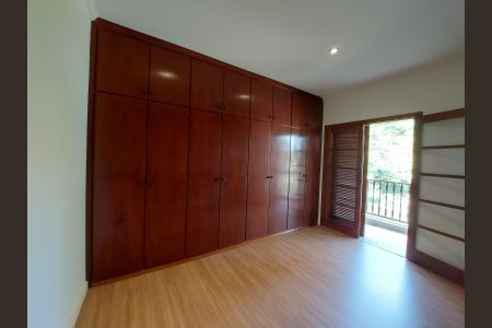 Casa para alugar com 426m², 5 quartos e 4 vagas Casa para alugar com 426m², 5 quartos e 4 vagasQuarto