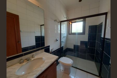 Banheiro de casa para alugar com 5 quartos, 426m² em Jardim Santa Marcelina, Campinas