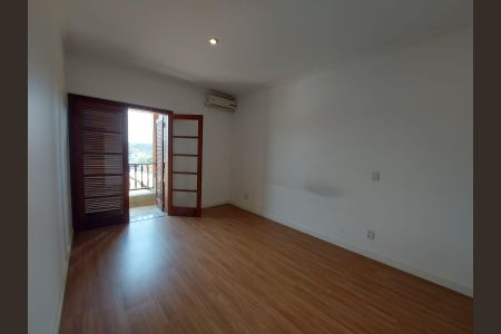 Casa para alugar com 426m², 5 quartos e 4 vagas Casa para alugar com 426m², 5 quartos e 4 vagasQuarto