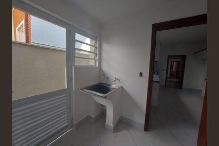 Área de serviço de casa para alugar com 5 quartos, 426m² em Jardim Santa Marcelina, Campinas