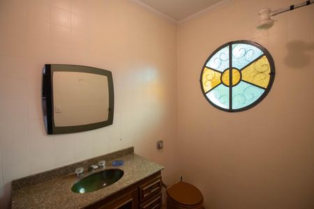 Banheiro 4 de casa para alugar com 4 quartos, 349m² em Jardim Leonor Mendes de Barros, São Paulo