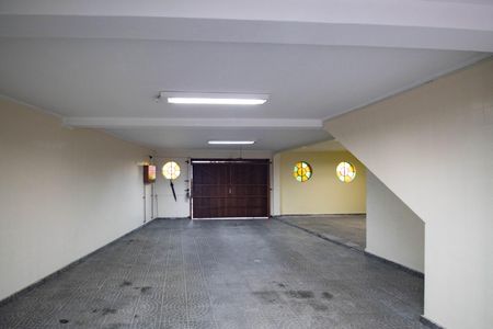 Garagem de casa para alugar com 4 quartos, 349m² em Jardim Leonor Mendes de Barros, São Paulo