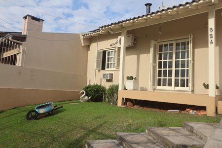 Casa para alugar com 145m², 3 quartos e 2 vagasFrente