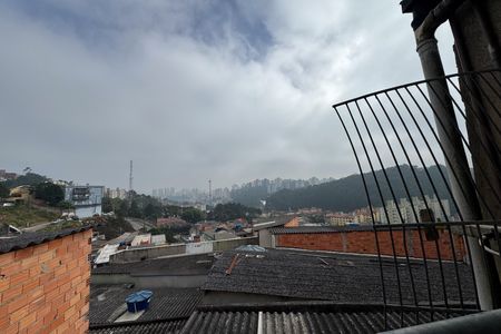 Vista da cozinha  de casa para alugar com 1 quarto, 70m² em Jardim Nascimento, São Bernardo do Campo