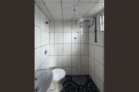 Banheiro da suíte de casa para alugar com 1 quarto, 70m² em Jardim Nascimento, São Bernardo do Campo