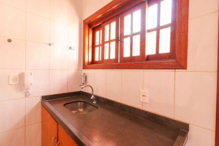 Casa para alugar com 120m², 2 quartos e 1 vaga Casa para alugar com 120m², 2 quartos e 1 vagaCozinha