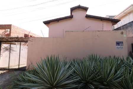Área externa de casa para alugar com 2 quartos, 120m² em Parque das Universidades, Campinas