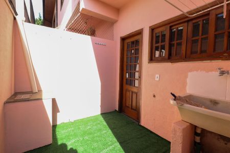 Área de serviço de casa para alugar com 2 quartos, 120m² em Parque das Universidades, Campinas