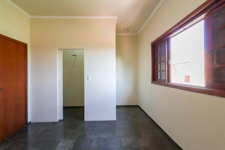 Casa para alugar com 120m², 2 quartos e 1 vaga Casa para alugar com 120m², 2 quartos e 1 vagaQuarto 1