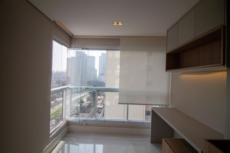 Apartamento para alugar com 52m², 2 quartos e 1 vaga Apartamento para alugar com 52m², 2 quartos e 1 vagaVaranda