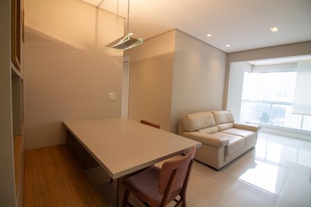Apartamento para alugar com 52m², 2 quartos e 1 vaga Apartamento para alugar com 52m², 2 quartos e 1 vagaSala de Jantar