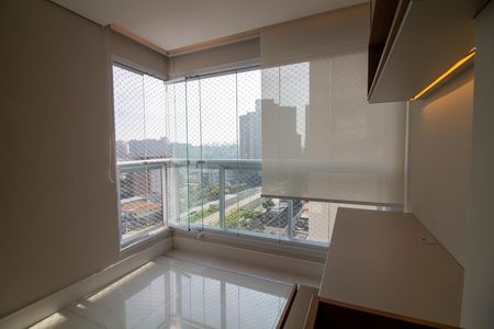 Apartamento para alugar com 52m², 2 quartos e 1 vaga Apartamento para alugar com 52m², 2 quartos e 1 vagaVaranda