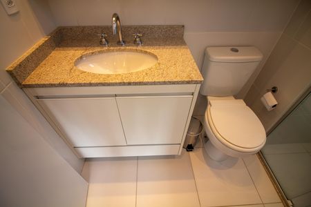 Apartamento para alugar com 52m², 2 quartos e 1 vaga Apartamento para alugar com 52m², 2 quartos e 1 vagaBanheiro da Suíte