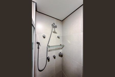 Banheiro de kitnet/studio para alugar com 1 quarto, 21m² em Vila Mariana, São Paulo