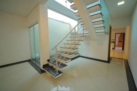 Sala de casa para alugar com 3 quartos, 220m² em Paulicéia, São Bernardo do Campo