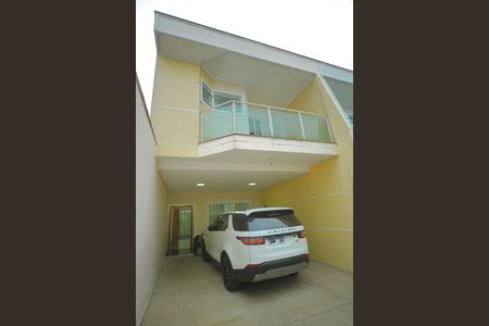 Casa para alugar com 220m², 3 quartos e 4 vagasGaragem/ Vista interna 