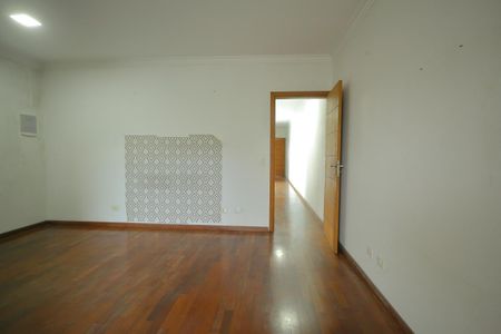 Casa para alugar com 220m², 3 quartos e 4 vagasSuíte 1 