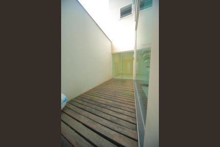 Casa para alugar com 220m², 3 quartos e 4 vagasJardim de inverno da Sala 