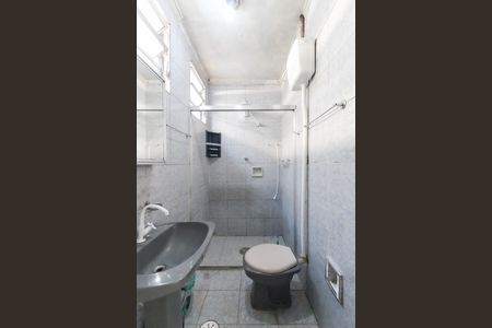 Apartamento para alugar com 68m², 2 quartos e sem vaga Apartamento para alugar com 68m², 2 quartos e sem vagaBanheiro
