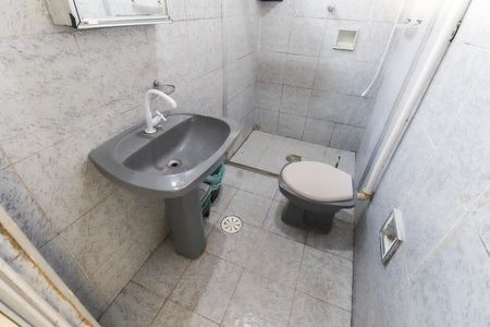 Apartamento para alugar com 68m², 2 quartos e sem vaga Apartamento para alugar com 68m², 2 quartos e sem vagaBanheiro