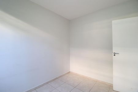 Quarto 1 de apartamento para alugar com 2 quartos, 50m² em Shopping Park, Uberlândia