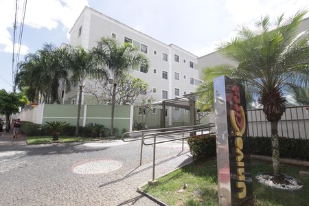Apartamento para alugar com 50m², 2 quartos e 1 vagaFachada e portaria