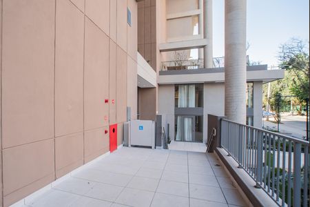 Studio à venda com 34m², 1 quarto e sem vaga Studio à venda com 34m², 1 quarto e sem vagaHall de entrada (Acesso PCD)