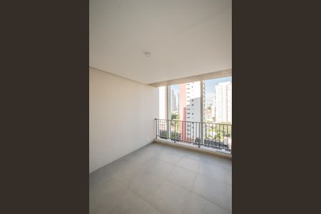 Studio à venda com 34m², 1 quarto e sem vaga Studio à venda com 34m², 1 quarto e sem vagaVaranda