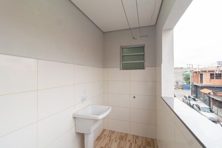 Área de serviço de casa para alugar com 1 quarto, 50m² em Jardim Ana Estela, Carapicuíba