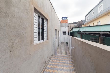 Hall de entrada de casa para alugar com 1 quarto, 50m² em Jardim Ana Estela, Carapicuíba
