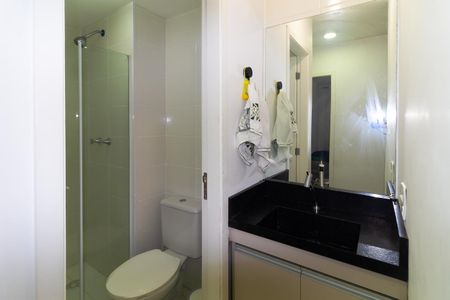 Apartamento à venda com 56m², 2 quartos e 1 vaga Apartamento à venda com 56m², 2 quartos e 1 vagaBanheiro 2