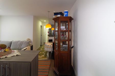 Apartamento à venda com 56m², 2 quartos e 1 vaga Apartamento à venda com 56m², 2 quartos e 1 vagaSala