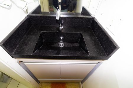 Apartamento à venda com 56m², 2 quartos e 1 vaga Apartamento à venda com 56m², 2 quartos e 1 vagaBanheiro 2
