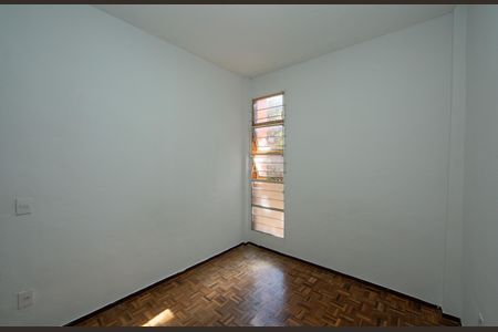 QUARTO1 de apartamento para alugar com 3 quartos, 74m² em Estrela Dalva, Belo Horizonte