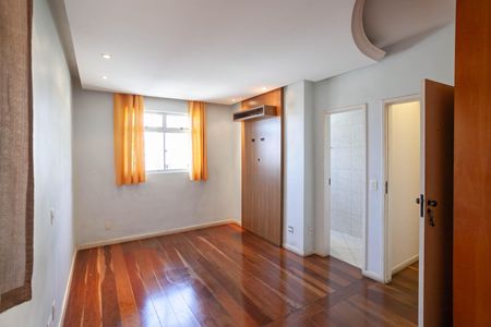 Apartamento à venda com 85m², 3 quartos e 2 vagasSuíte 