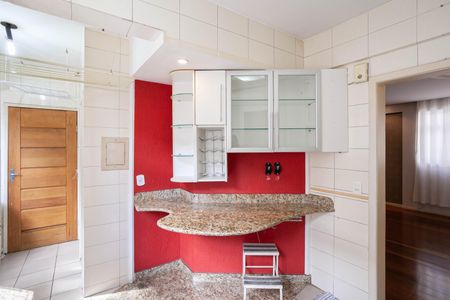 Cozinha de apartamento à venda com 2 quartos, 85m² em Dona Clara, Belo Horizonte