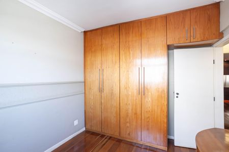 Apartamento à venda com 85m², 3 quartos e 2 vagasQuarto 