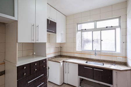 Apartamento à venda com 85m², 3 quartos e 2 vagasCozinha