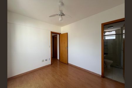 Apartamento para alugar com 105m², 3 quartos e 2 vagas Apartamento para alugar com 105m², 3 quartos e 2 vagasQuarto Suíte