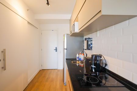 Cozinha de kitnet/studio para alugar com 1 quarto, 40m² em Santo Amaro, São Paulo