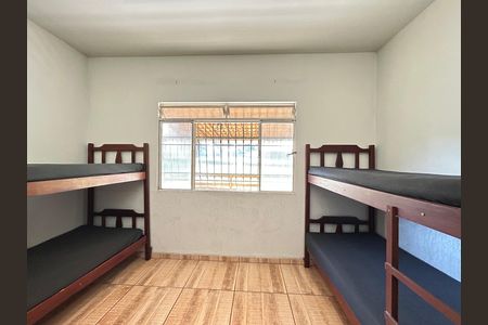 Casa para alugar com 3 quartos, 492m² em Chácara Novo Horizonte, Contagem