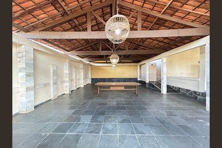 Casa para alugar com 3 quartos, 492m² em Chácara Novo Horizonte, Contagem