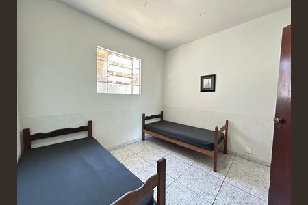 Casa à venda com 3 quartos, 492m² em Chácara Novo Horizonte, Contagem